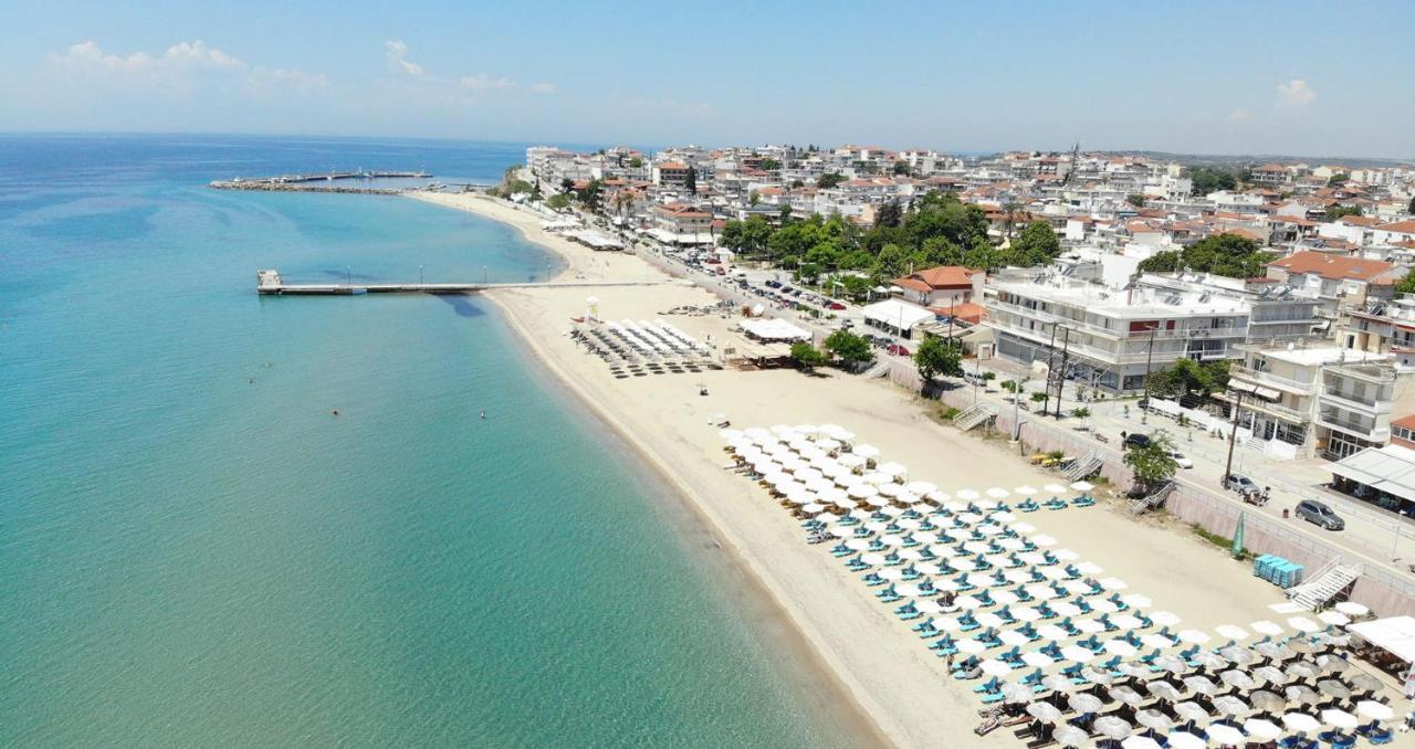 Villa azzuro Nea Kallikrateia Kültér fotó