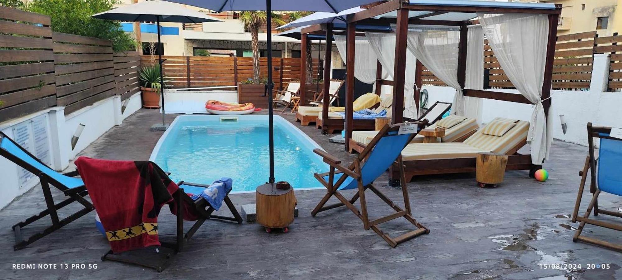 Villa azzuro Nea Kallikrateia Szoba fotó